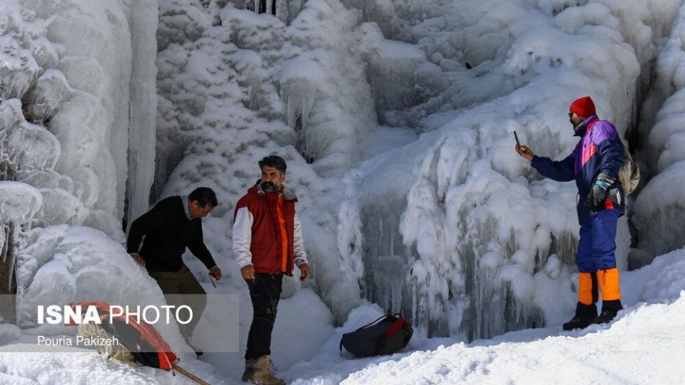 آبشار تمام قندیل «گنجنامه»