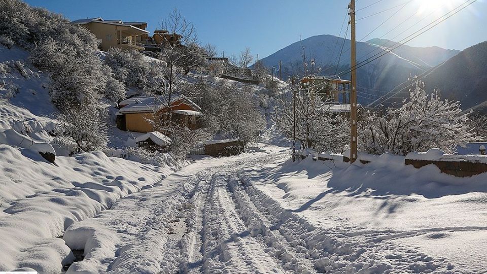 بارش برف در ارتفاعات چالوس