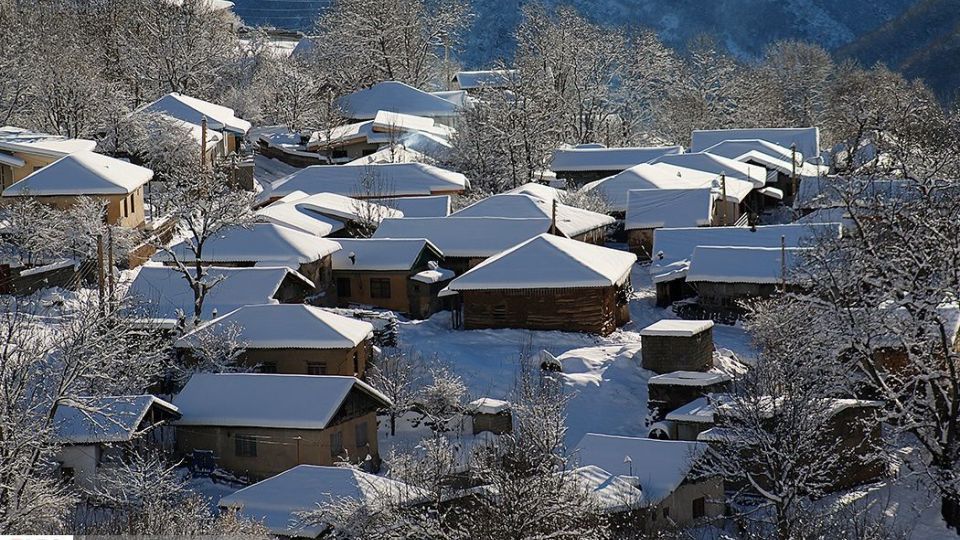 بارش برف در ارتفاعات چالوس