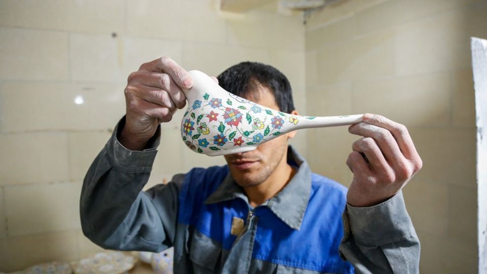 کارآفرینی در خلوت زندان - اصفهان