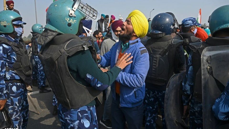 اعتراضات گسترده کشاورزان هندی در روز جمهوری