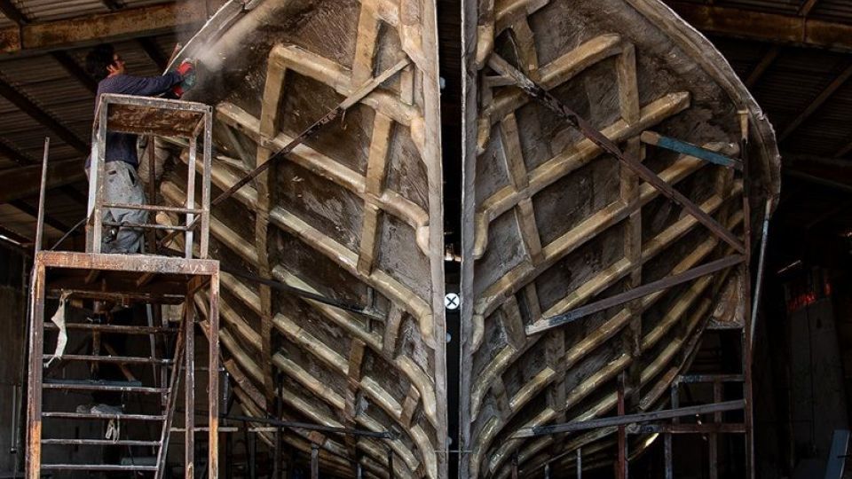 ساخت لنج فایبرگلاس - بوشهر