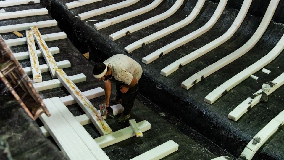 ساخت لنج فایبرگلاس - بوشهر