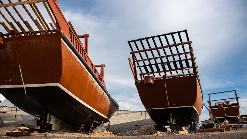 ساخت لنج فایبرگلاس - بوشهر