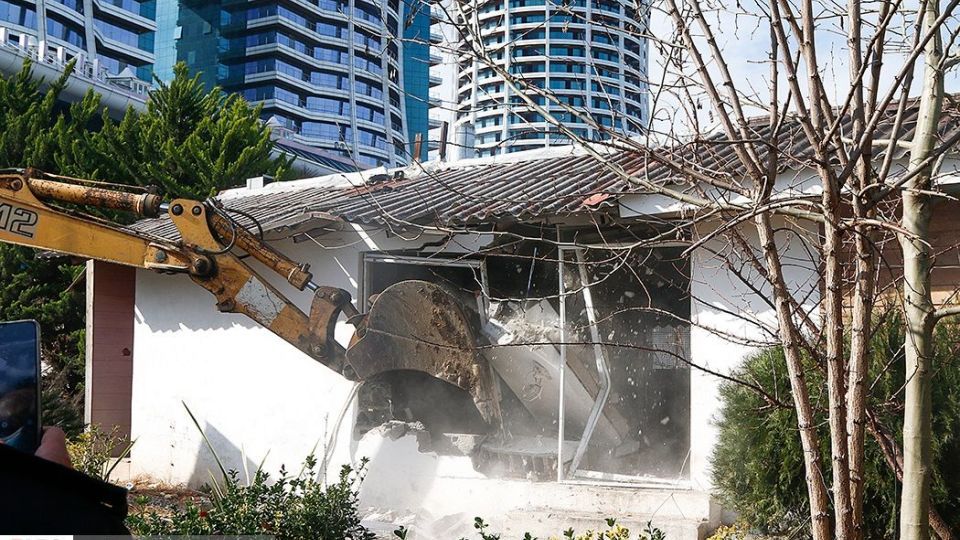 تخريب بنای غیرمجاز در سلمانشهر