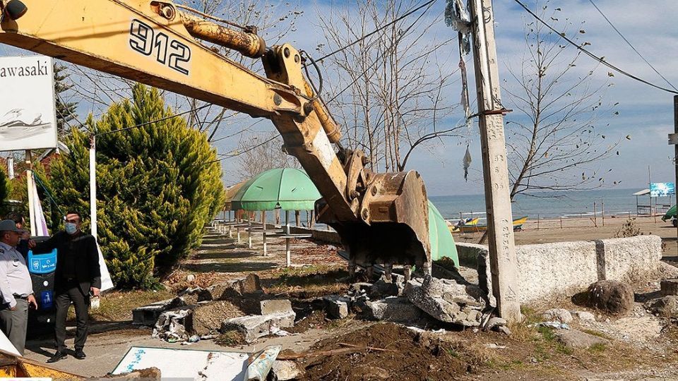 تخريب بنای غیرمجاز در سلمانشهر