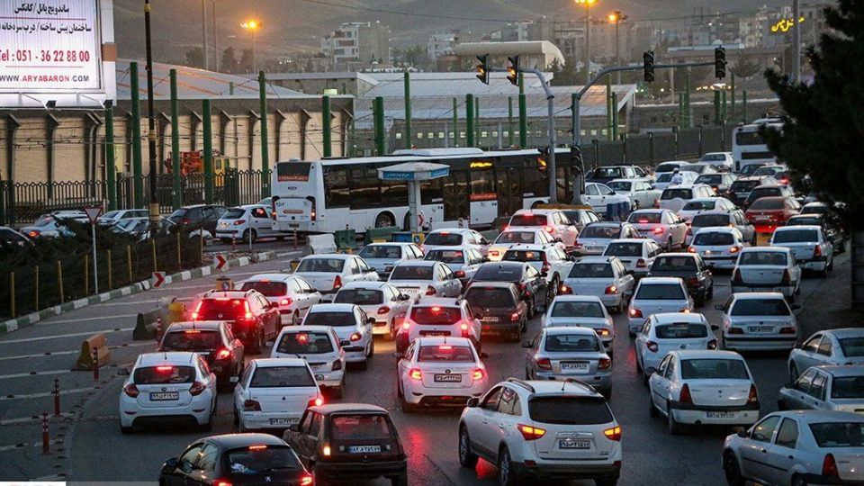 ترافیک سنگین در جاده‌های منتهی به ییلاقات مشهد