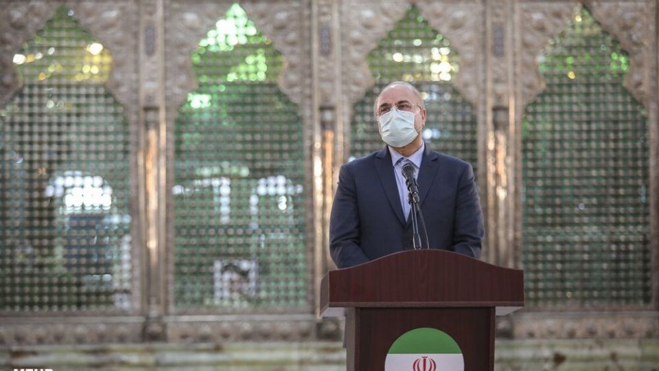 مراسم تجدید میثاق نمایندگان مجلس با آرمان‌های امام (ره)