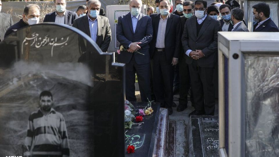 مراسم تجدید میثاق نمایندگان مجلس با آرمان‌های امام (ره)