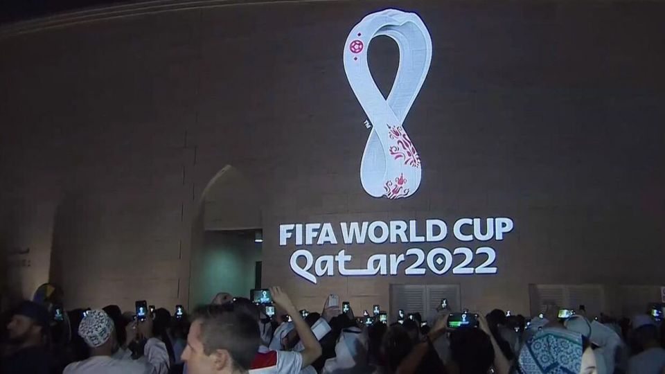 برگزاری بازی‌های جام جهانی با حضور تماشاگران