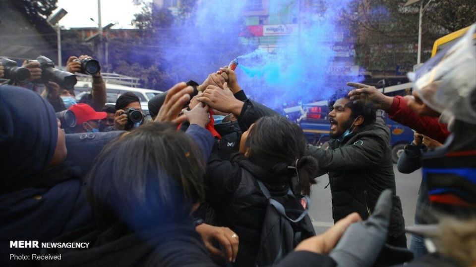 درگیری پلیس نپال با معترضان