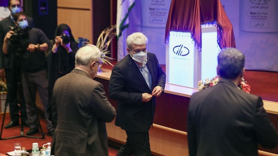 رونمایی از واکسن کرونای تزریقی- استنشاقی «کووپارس»