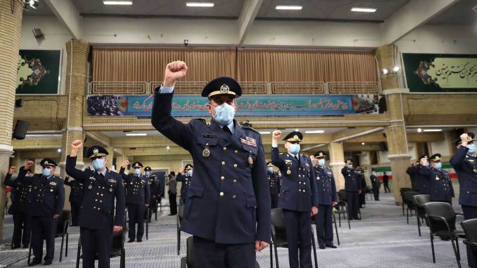 دیدار رهبر انقلاب با فرماندهان نیروی هوایی و پدافند هوایی ارتش