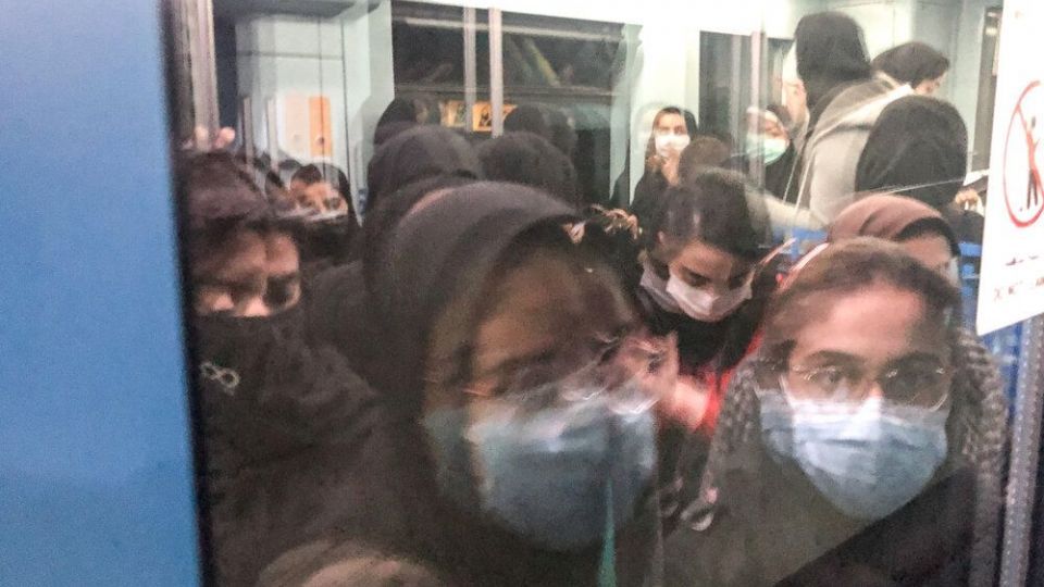 وضعیت متروی مشهد در روزهای کرونایی