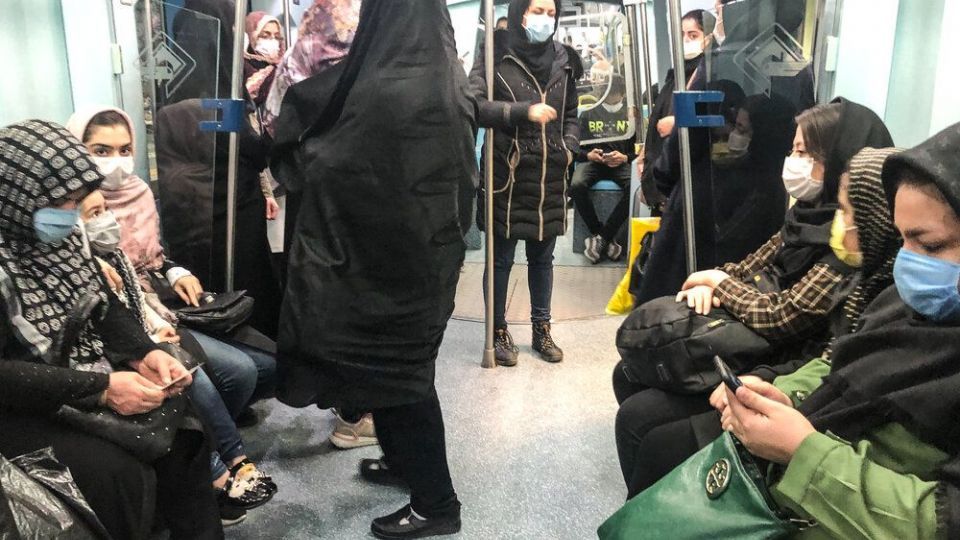 وضعیت متروی مشهد در روزهای کرونایی