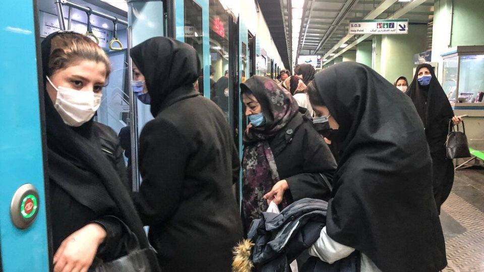 وضعیت متروی مشهد در روزهای کرونایی