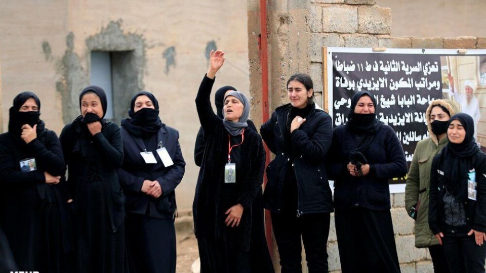 خاکسپاری پیکر قربانیان ایزدی داعش در عراق