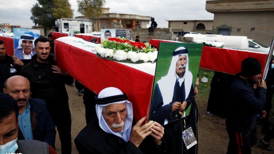 خاکسپاری پیکر قربانیان ایزدی داعش در عراق