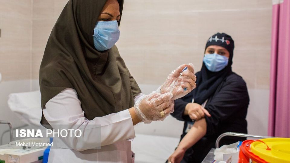 آغاز واکسیناسیون سراسری علیه ویروس کرونا در قزوین