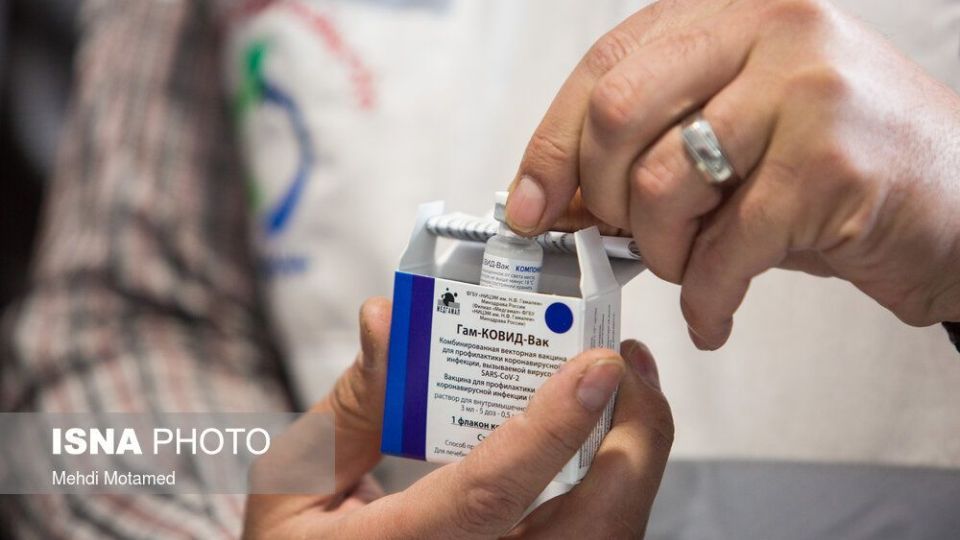 آغاز واکسیناسیون سراسری علیه ویروس کرونا در قزوین