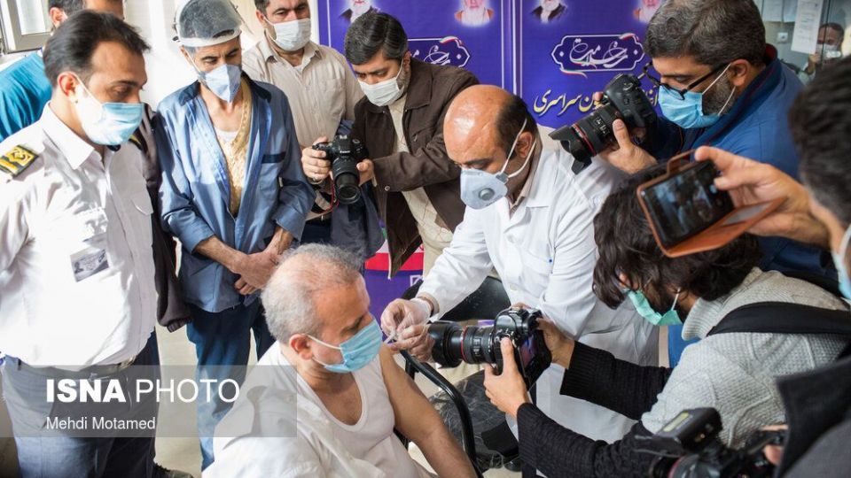 آغاز واکسیناسیون سراسری علیه ویروس کرونا در قزوین