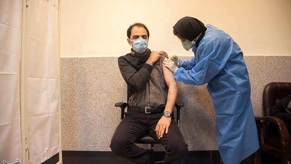 تزریق نخستین مرحله واکسن کرونا - کرمانشاه