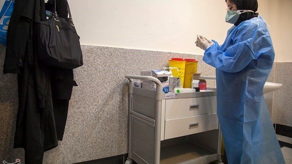 تزریق نخستین مرحله واکسن کرونا - کرمانشاه