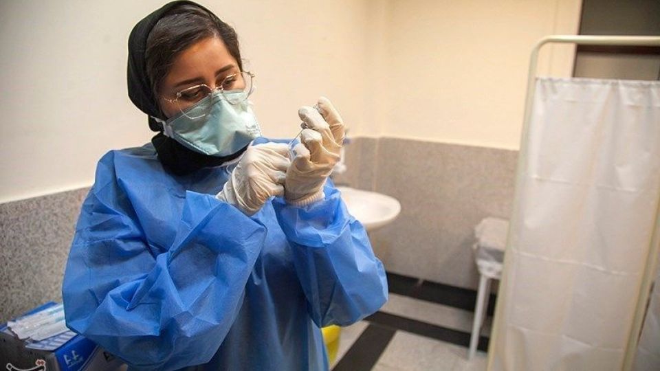 تزریق نخستین مرحله واکسن کرونا - کرمانشاه