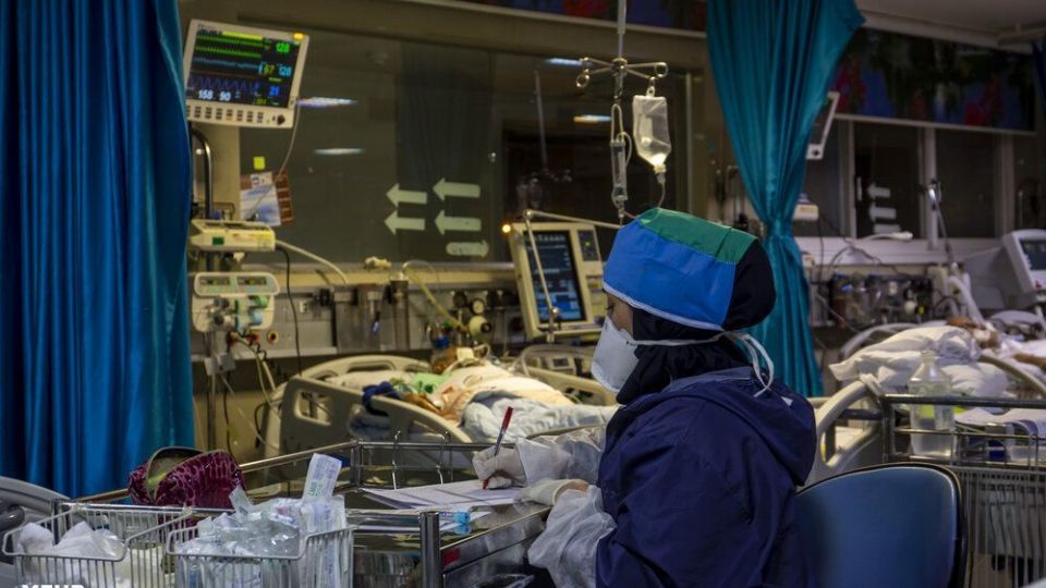 تلاش های شبانه کادر درمان