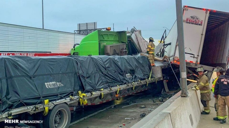 تصادف زنجیره‌ای و مرگبار بیش از ۱۳۰ خودرو در تگزاس