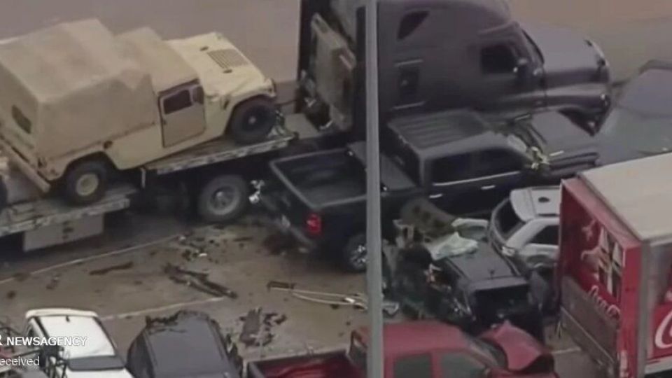 تصادف زنجیره‌ای و مرگبار بیش از ۱۳۰ خودرو در تگزاس