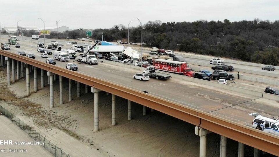 تصادف زنجیره‌ای و مرگبار بیش از ۱۳۰ خودرو در تگزاس