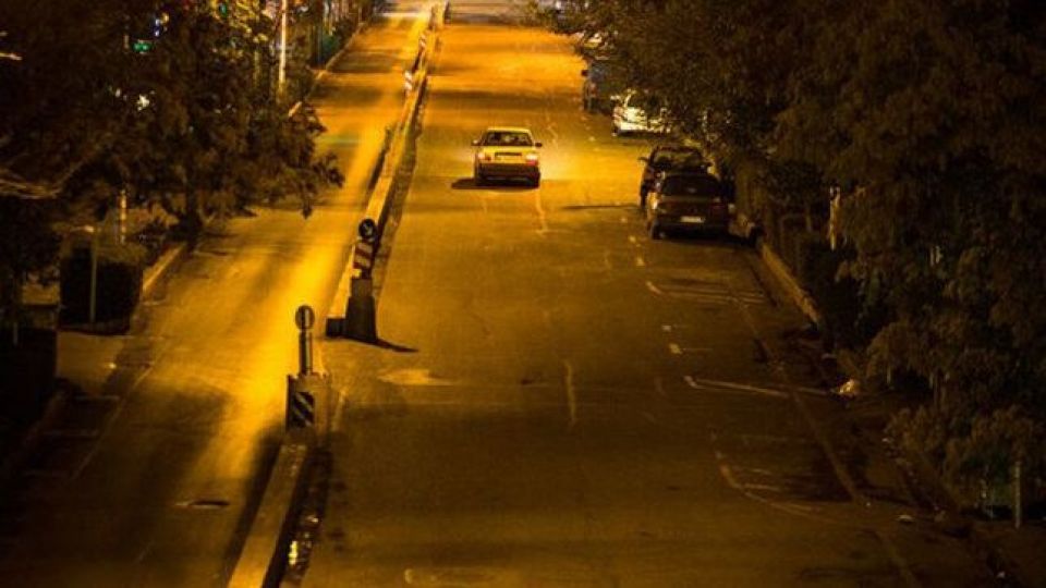 پلیس: منع ترددهای شبانه و استانی همچنان ادامه دارد