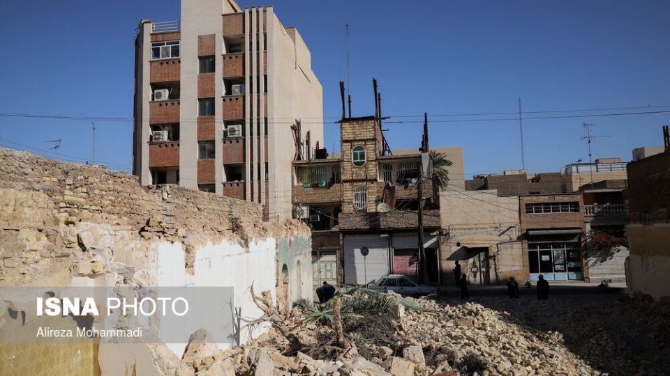 تخریب خانه پدری احمد محمود