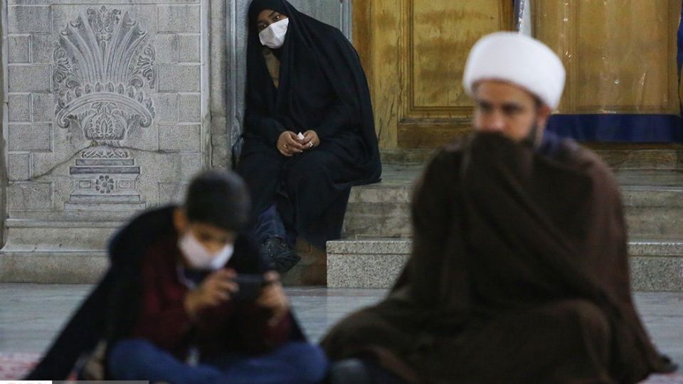 حال و هوای حرم حضرت معصومه(س) در شب شهادت امام ‌هادی(ع)