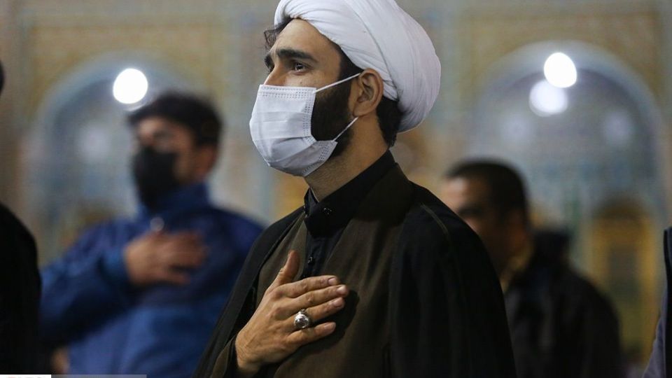 حال و هوای حرم حضرت معصومه(س) در شب شهادت امام ‌هادی(ع)