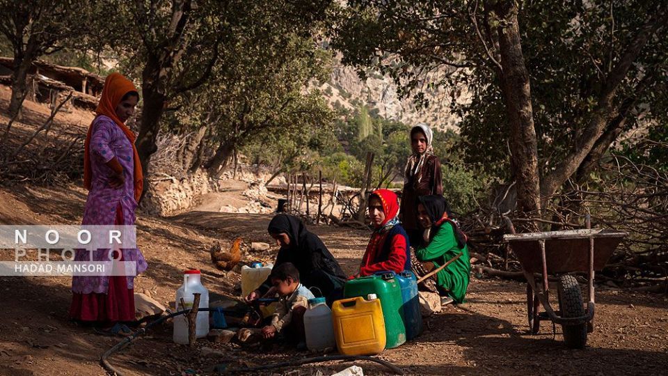 زندگی سخت این زنان قوم لُر 