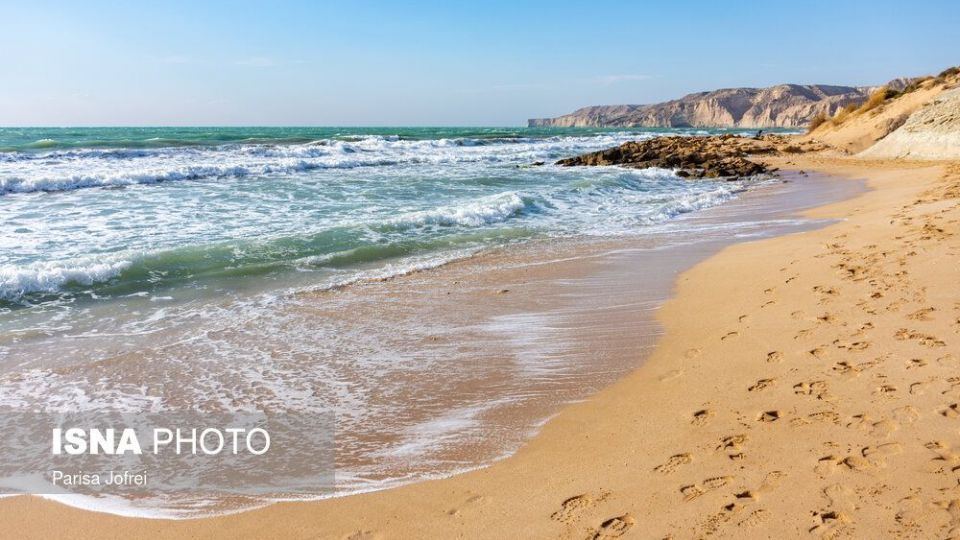 تصاویری از ساحلی زیبا در پایتخت انرژی ایران 