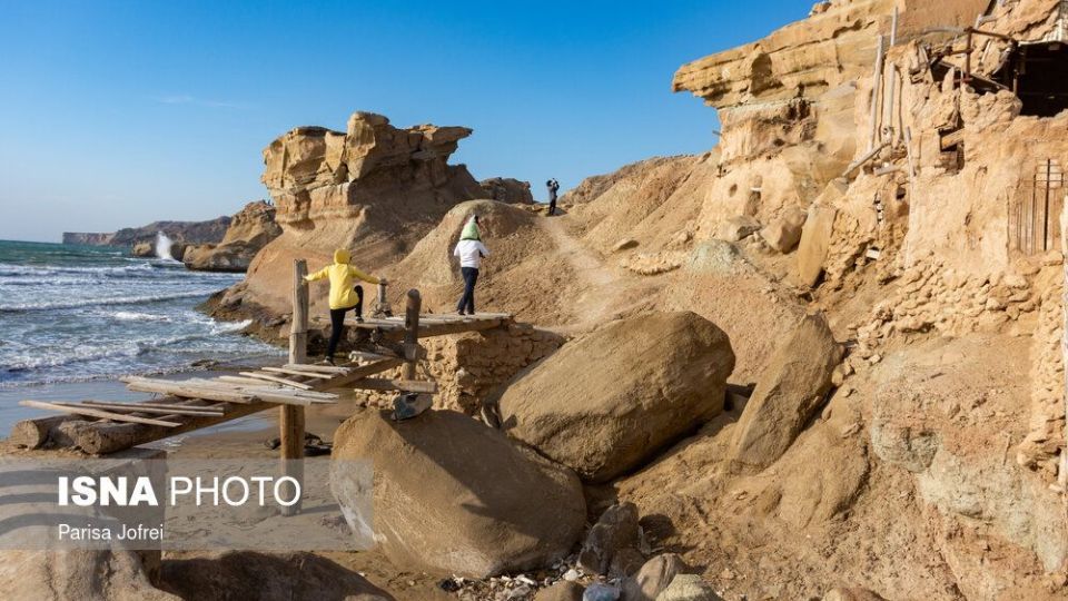 تصاویری از ساحلی زیبا در پایتخت انرژی ایران 