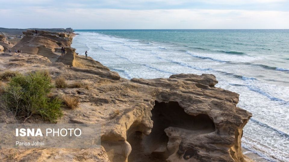 تصاویری از ساحلی زیبا در پایتخت انرژی ایران 
