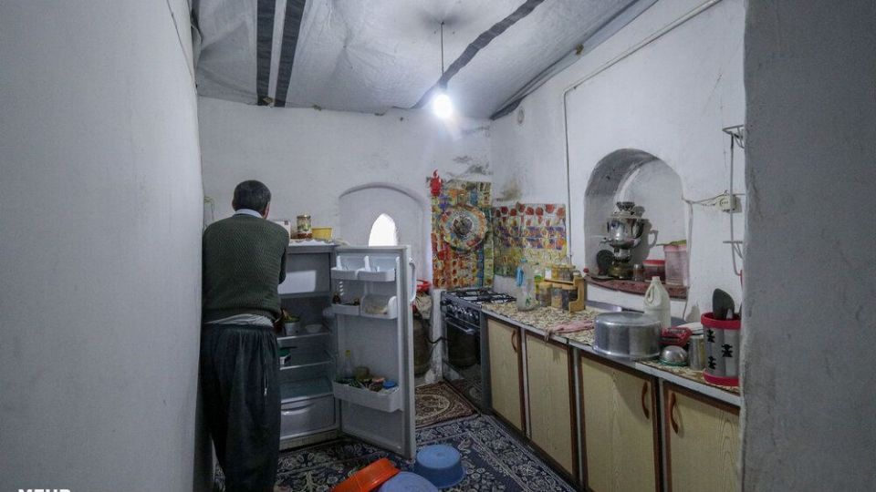 مرز خدمت در ۲۴ کیلومتری افغانستان