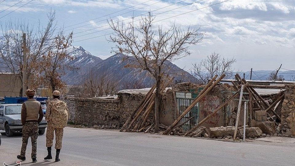 سی سخت ۸ روز پس از زلزله