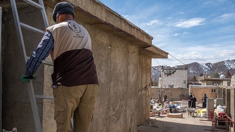 سی سخت ۸ روز پس از زلزله