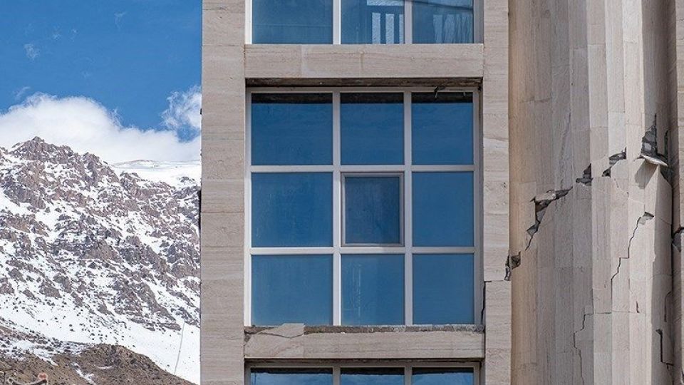 سی سخت ۸ روز پس از زلزله