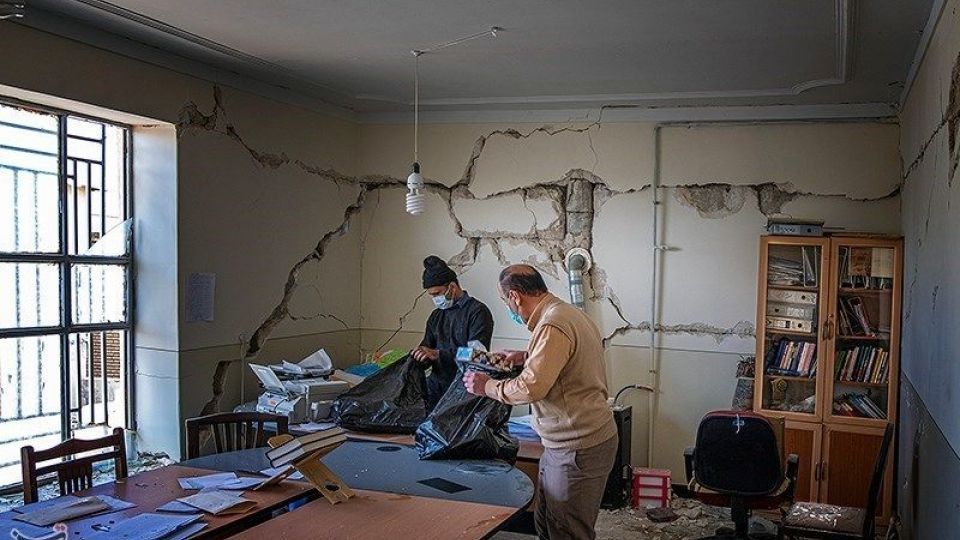 سی سخت ۸ روز پس از زلزله