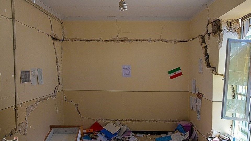 سی سخت ۸ روز پس از زلزله