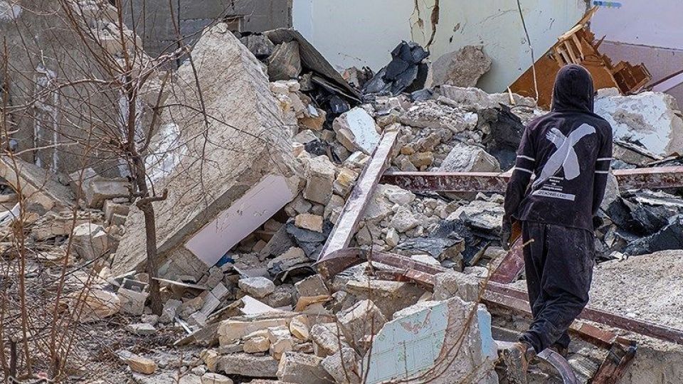 سی سخت ۸ روز پس از زلزله