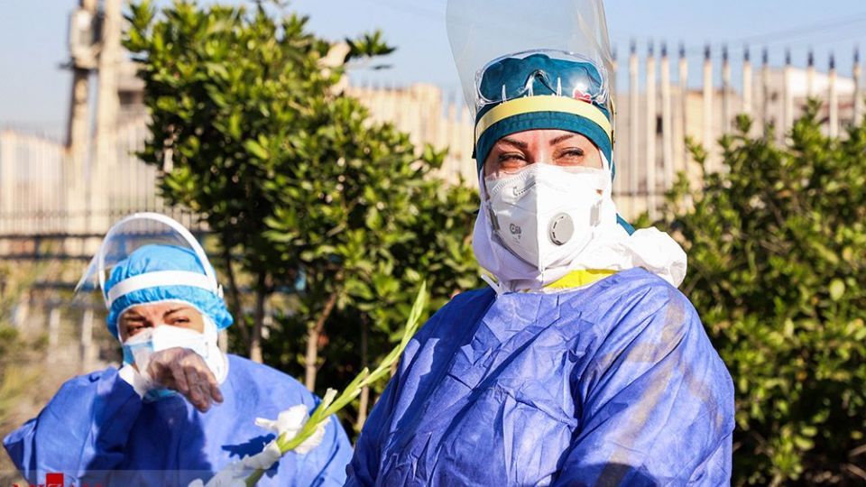 تشییع پیکر شهیده مدافع سلامت در اهواز