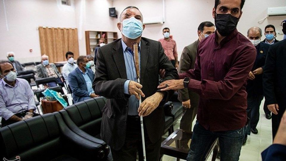 تزریق واکسن کرونا به ایثارگران خوزستانی