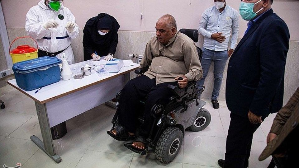 تزریق واکسن کرونا به ایثارگران خوزستانی